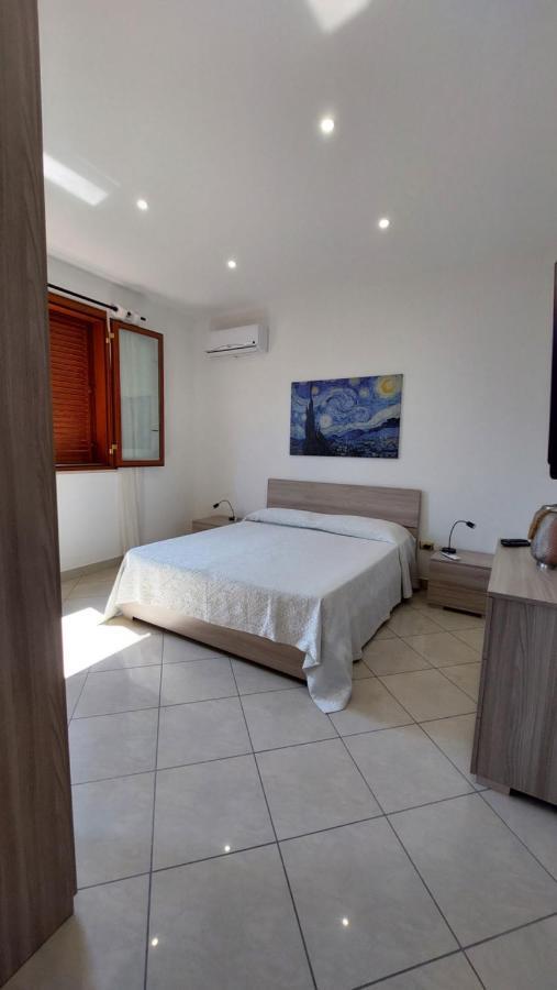 Summer Breeze Apartment - Avola Luaran gambar